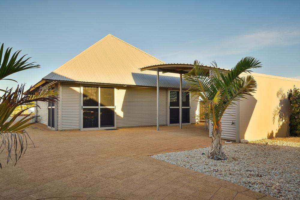 Exmouth Escape Resort Exteriör bild