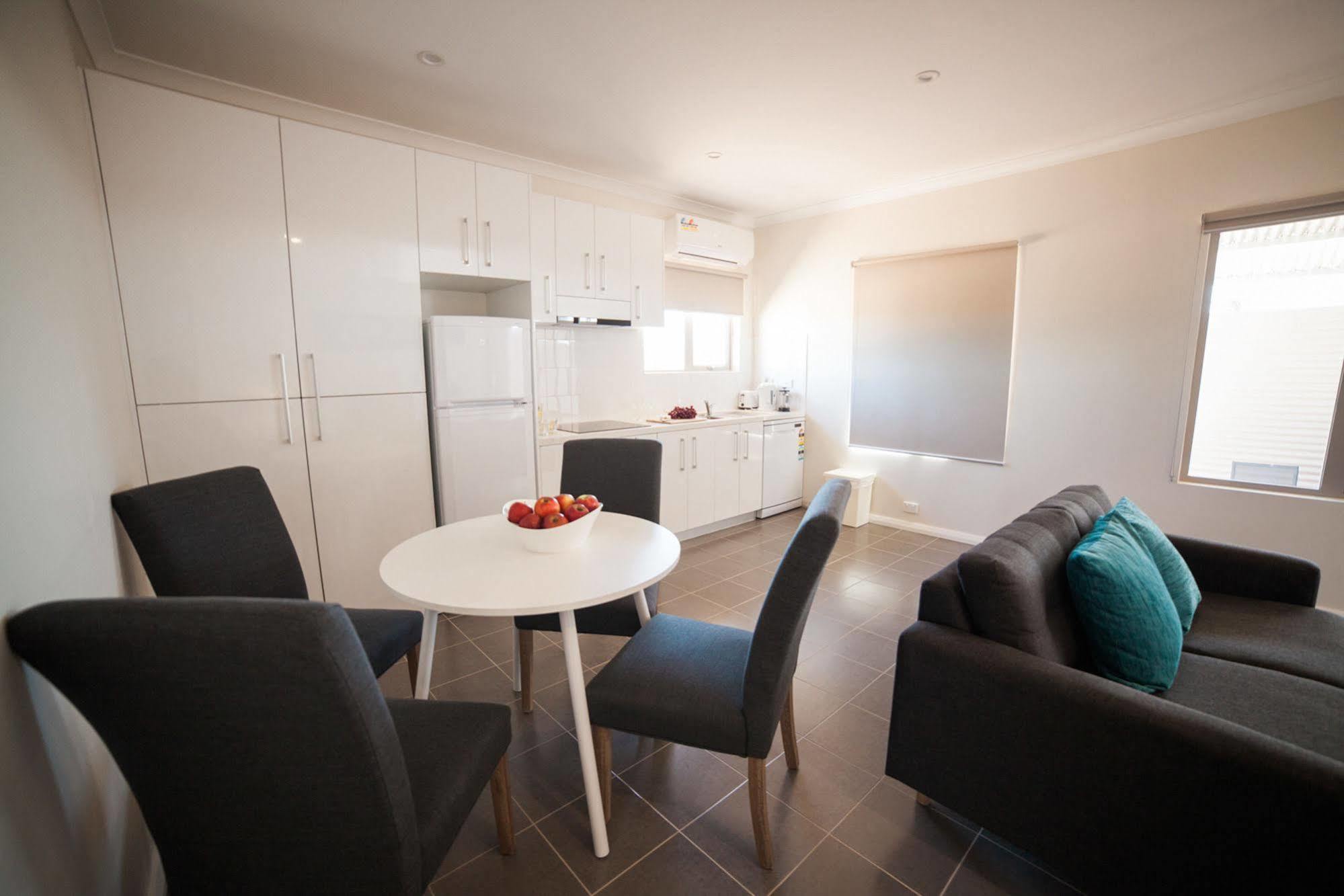 Exmouth Escape Resort Exteriör bild